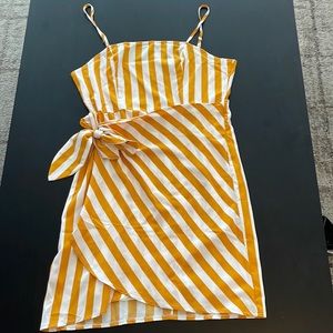 Womens striped tie front summer dress NWOT